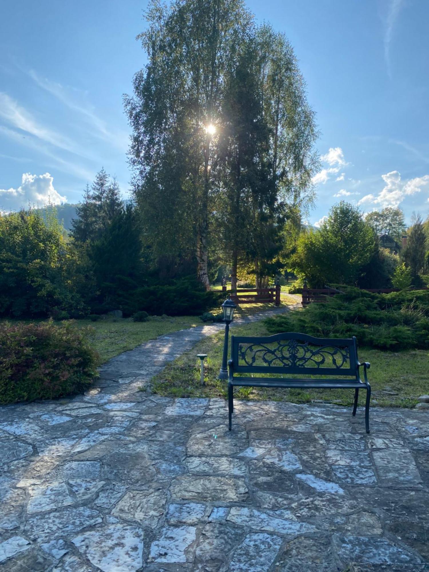 Relaxation In Guta Гута Покращене Шале Extérieur photo